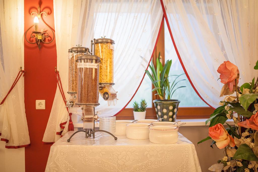 Hotel Schopfenhof Сан Кандидо Екстериор снимка